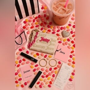 Juicy Couture Pink Chain Monogram Wallet – NWT | Y2K Logo Zip Wristlet